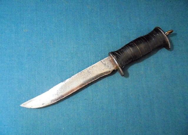 VIETNAM ERA MADE FIGHTING KNIFE S/N 0537