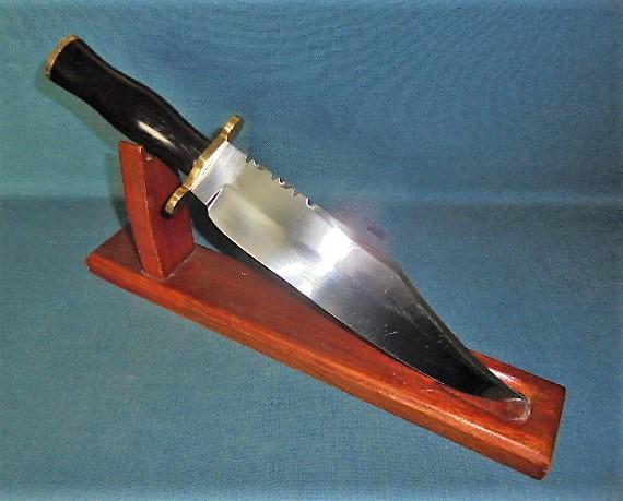 J.E. Middleton Bowie Knife S/n 0883