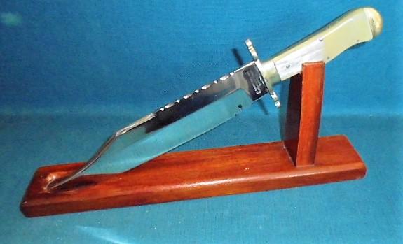 J.E. Middleton Bowie Knife S/n 0927