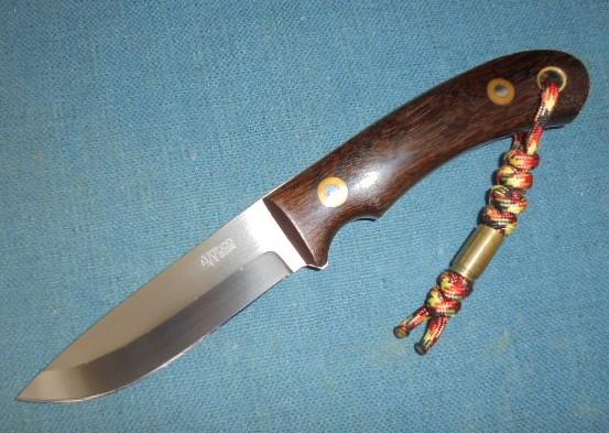 Early Alan Wood Bushcraft Knife S/n 02450