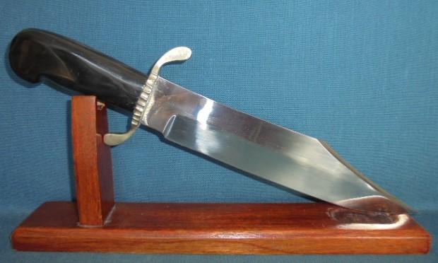 Huge J.E.Middleton Bowie Knife S/n 0717