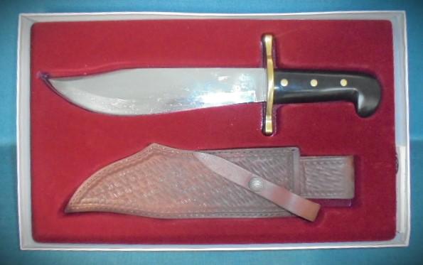 Large Case XX V44 Bowie Knife S/n 02775