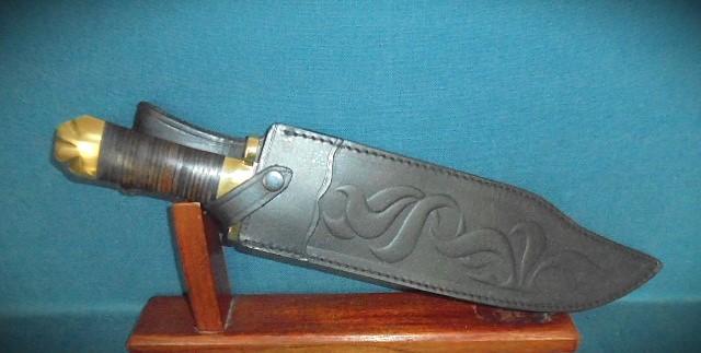 Massive Down Under The Mistress Bowie Knife S/n 02796