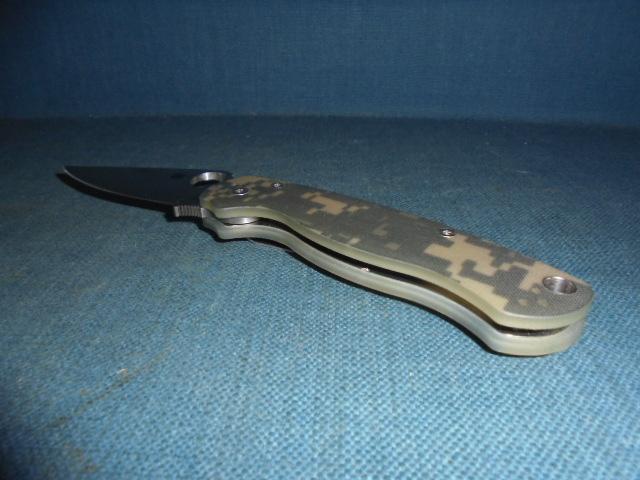 Spyderco Paramilitary 2 Camo Folding Knife S/n 03162