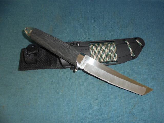 Two Cold Steel Tanto Knives S/n 03173