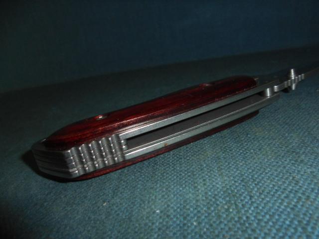 2002 Dated Buck 277 Alpha Hunter Folder S/n 03181