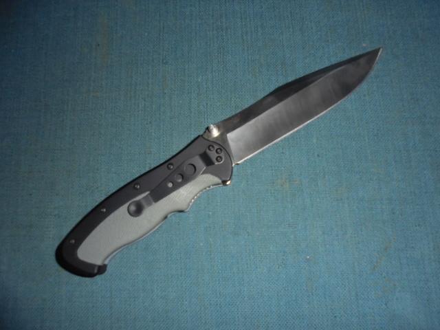 Scarce Benchmade 10100 LFK Folder S/n 03229
