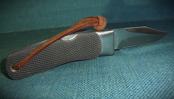 Vintage SOG Stringray Folding Knife S/n 03278