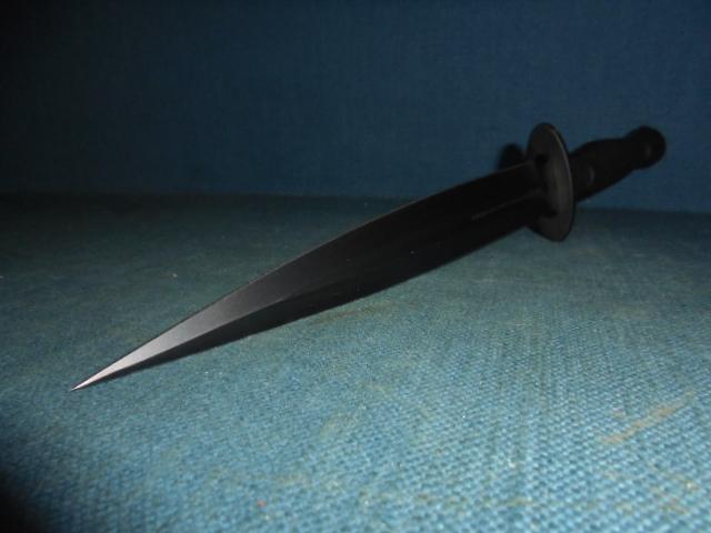 ANV M500 Anthropoid Knife S/n 03303