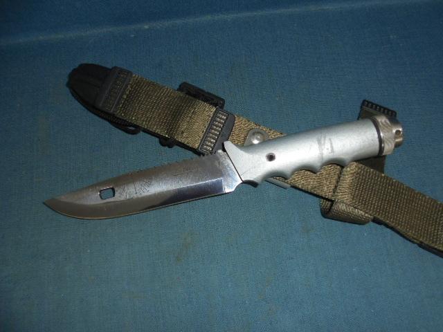 Two Marto Brewer Explorer Knives S/n 03348