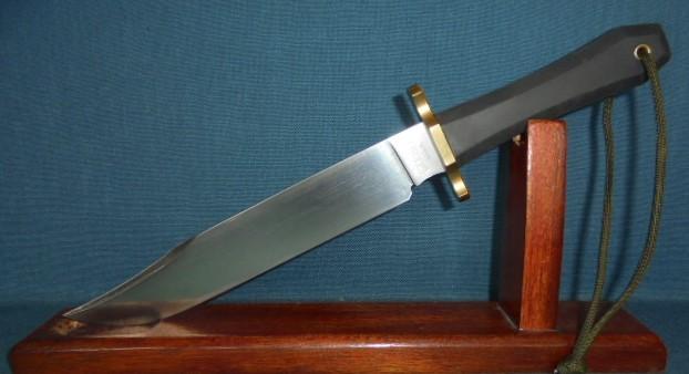 Scarce Gerber Bowie Knife S/n 03352