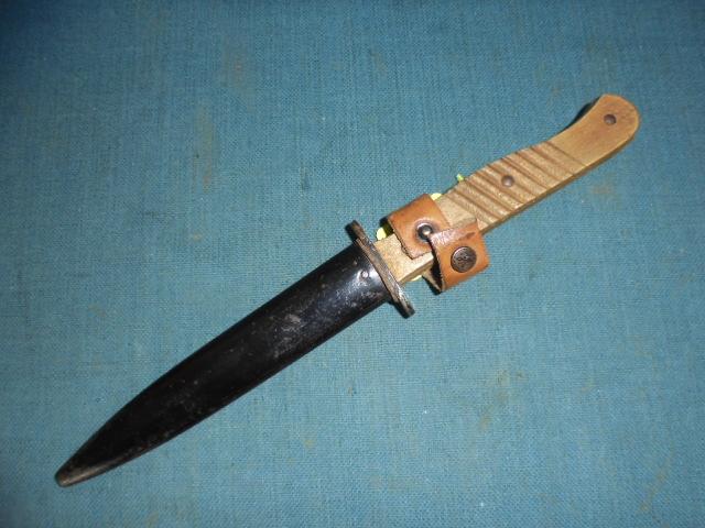 WW1 German Trench Knife by ERN S/n 03380