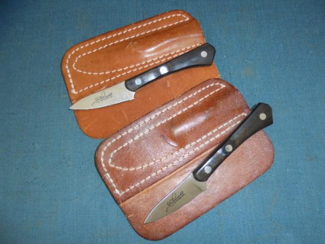 Two Vintage A.G.Russell Woodswalker Knives S/n 03401