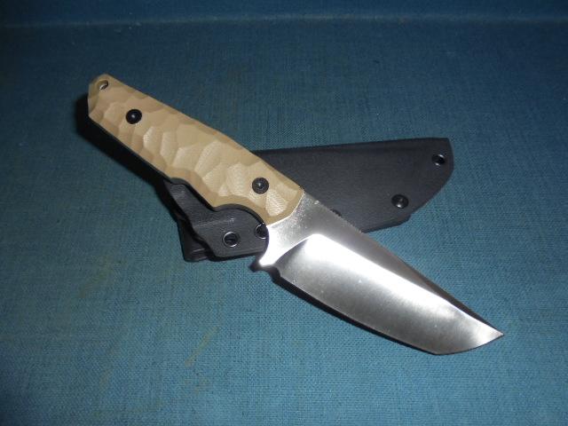Two good working Knives S/n 03456