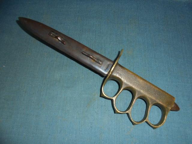 Very Rare WW1 U. S. 1918 Knuckle Knife by AU LION S/n 03471