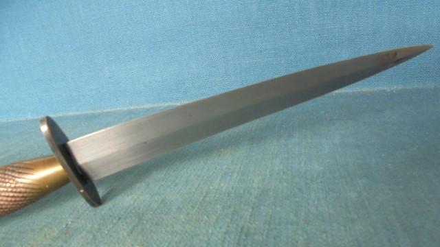 Unusual WW11 2nd pattern Commando Knife S/n 03485